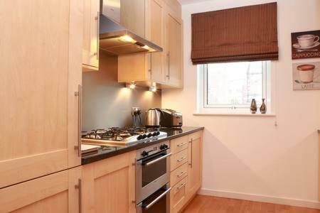 Appartement The Park - Holyrood Road With Free Parking à Édimbourg Extérieur photo